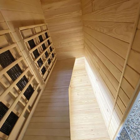 Le Clovis Suites Spa Sauna Reims Exteriör bild