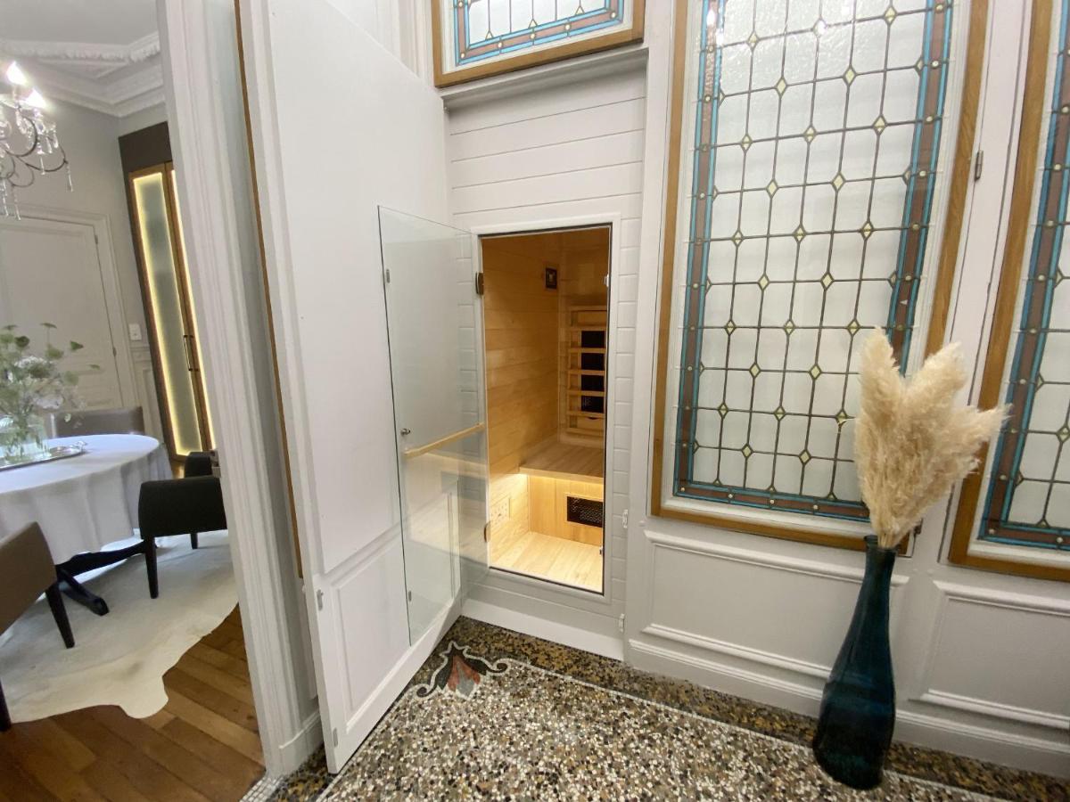 Le Clovis Suites Spa Sauna Reims Exteriör bild