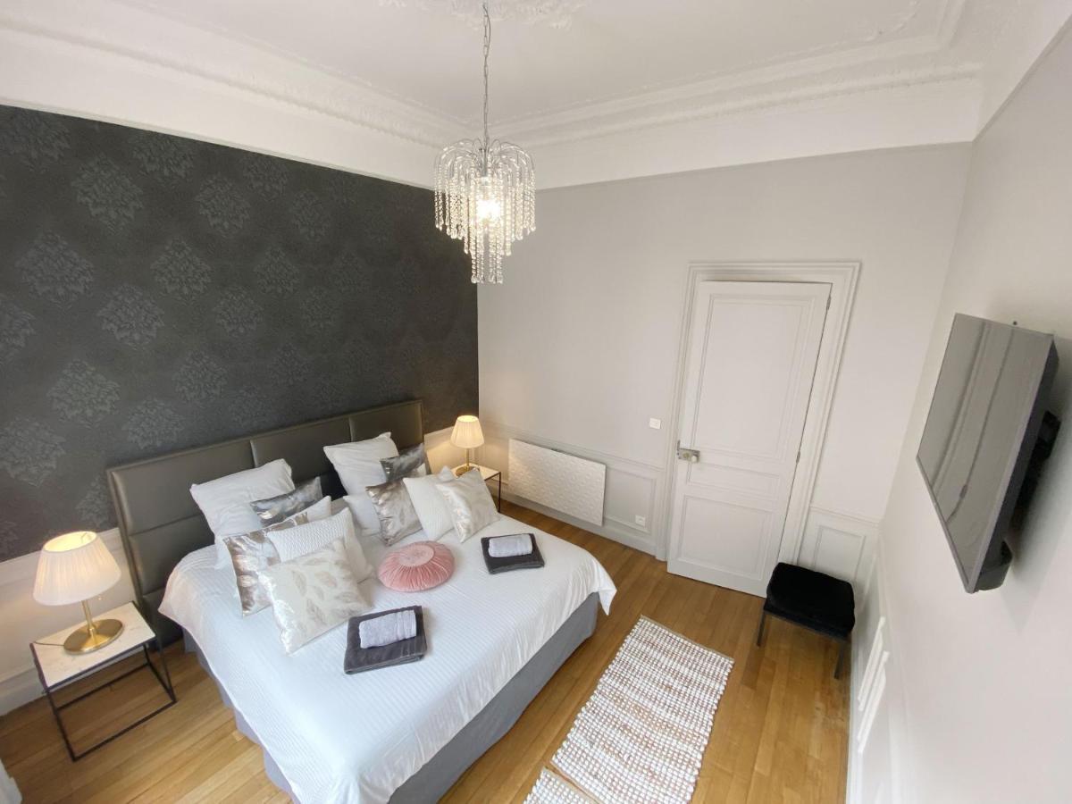 Le Clovis Suites Spa Sauna Reims Exteriör bild